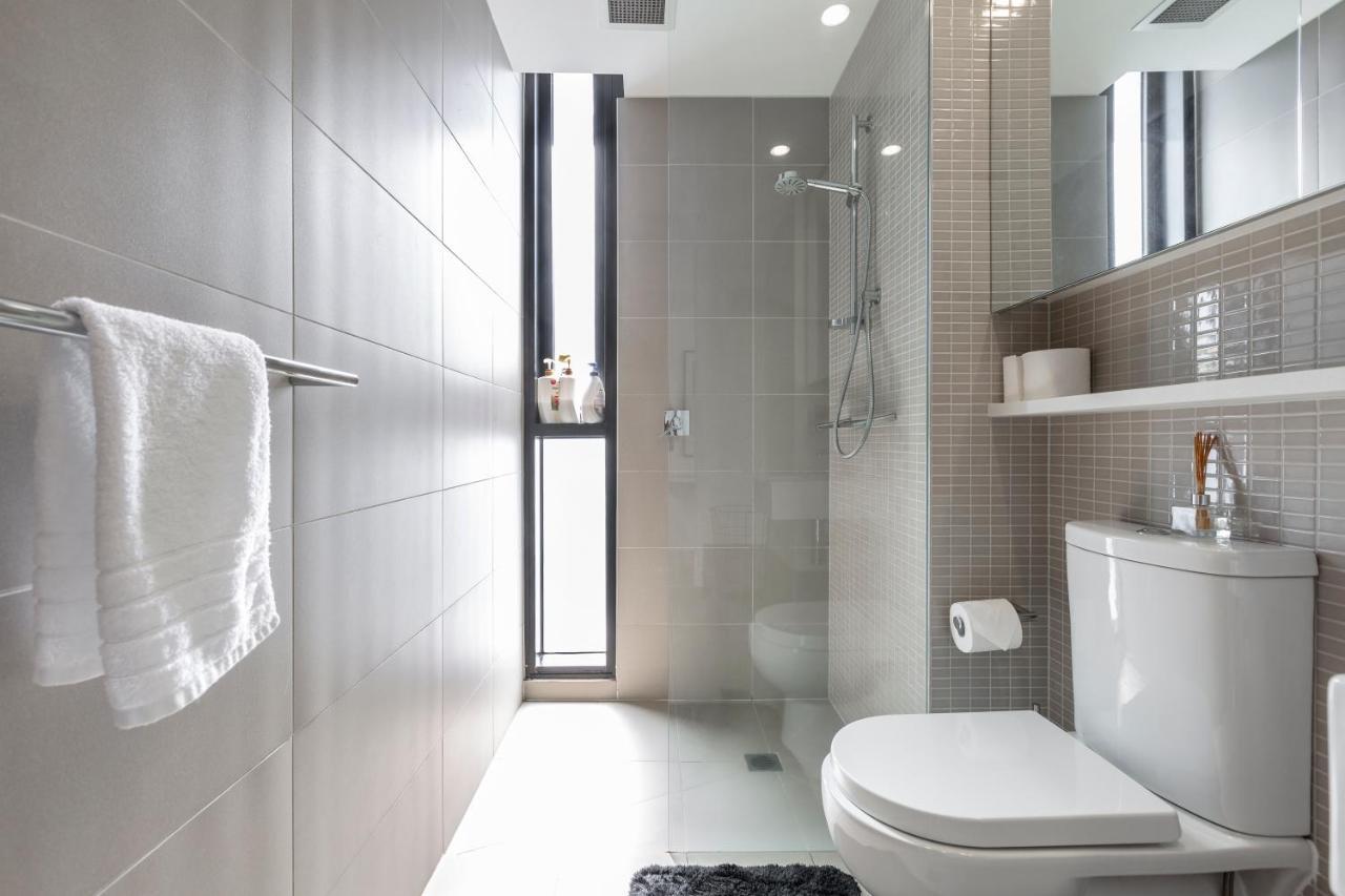 Light, Airy, Spacious Queens Road Apartment Мельбурн Экстерьер фото